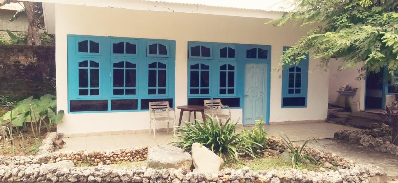 The Village Rua Beach Homestay Exteriér fotografie