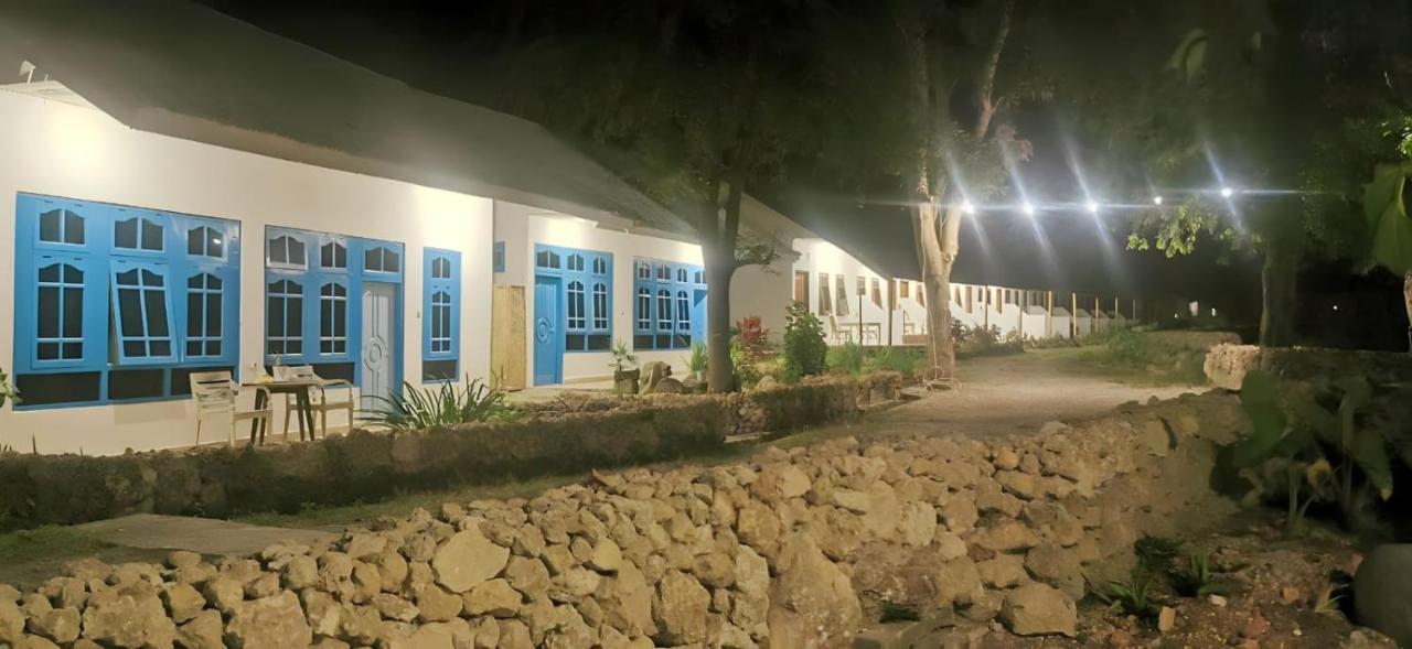 The Village Rua Beach Homestay Exteriér fotografie